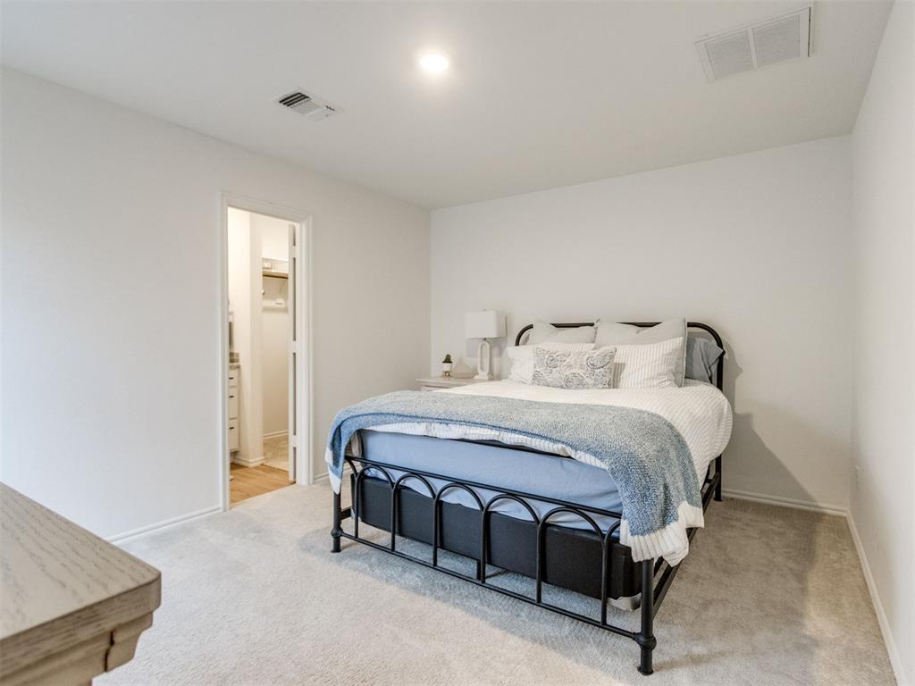 1907 Wolford Way Property Photo 21
