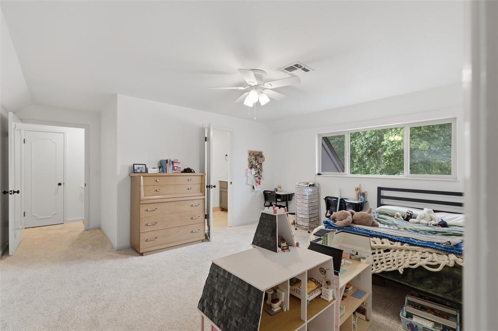 13404 Green Valley Drive Property Photo 28