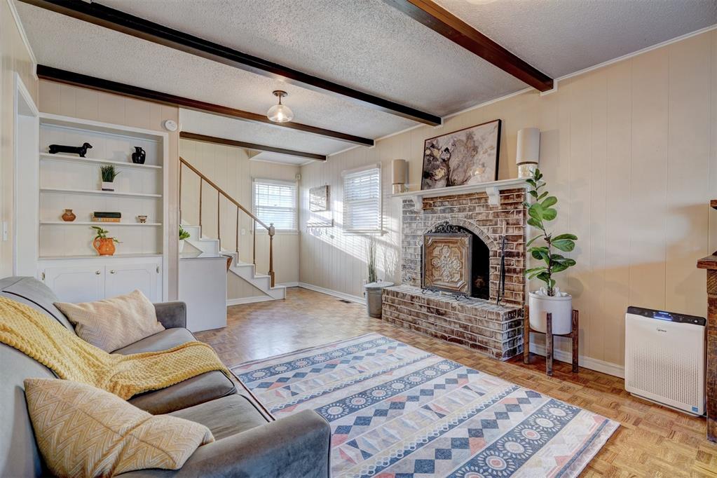 2801 N Mcmillan Avenue Property Photo 13