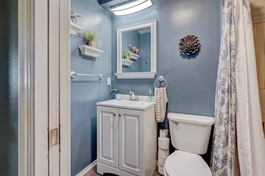 2801 N Mcmillan Avenue Property Photo 31