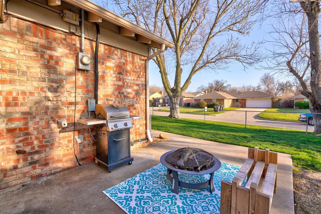 2801 N Mcmillan Avenue Property Photo 45
