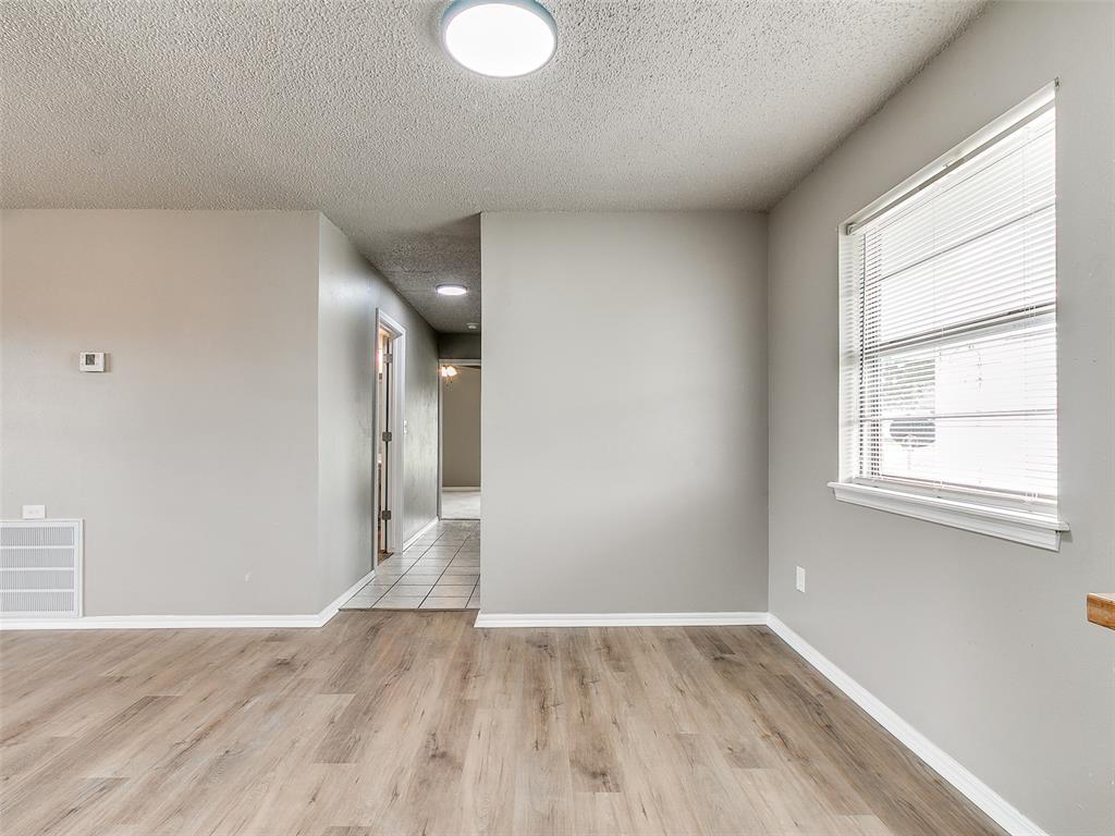 1426 W Watts Street Property Photo 10