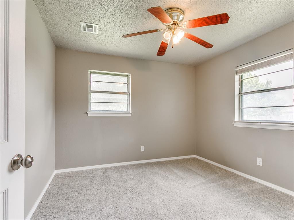 1426 W Watts Street Property Photo 37