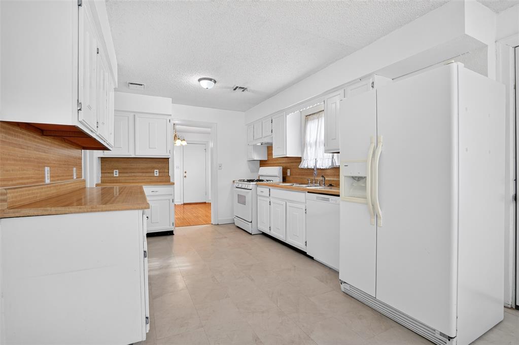 3129 Nw 44th Street Property Photo 12