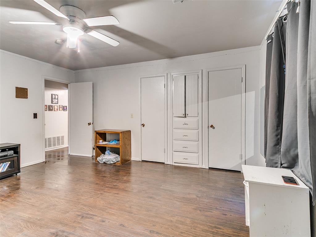 4508 Nw 32nd Place Property Photo 7