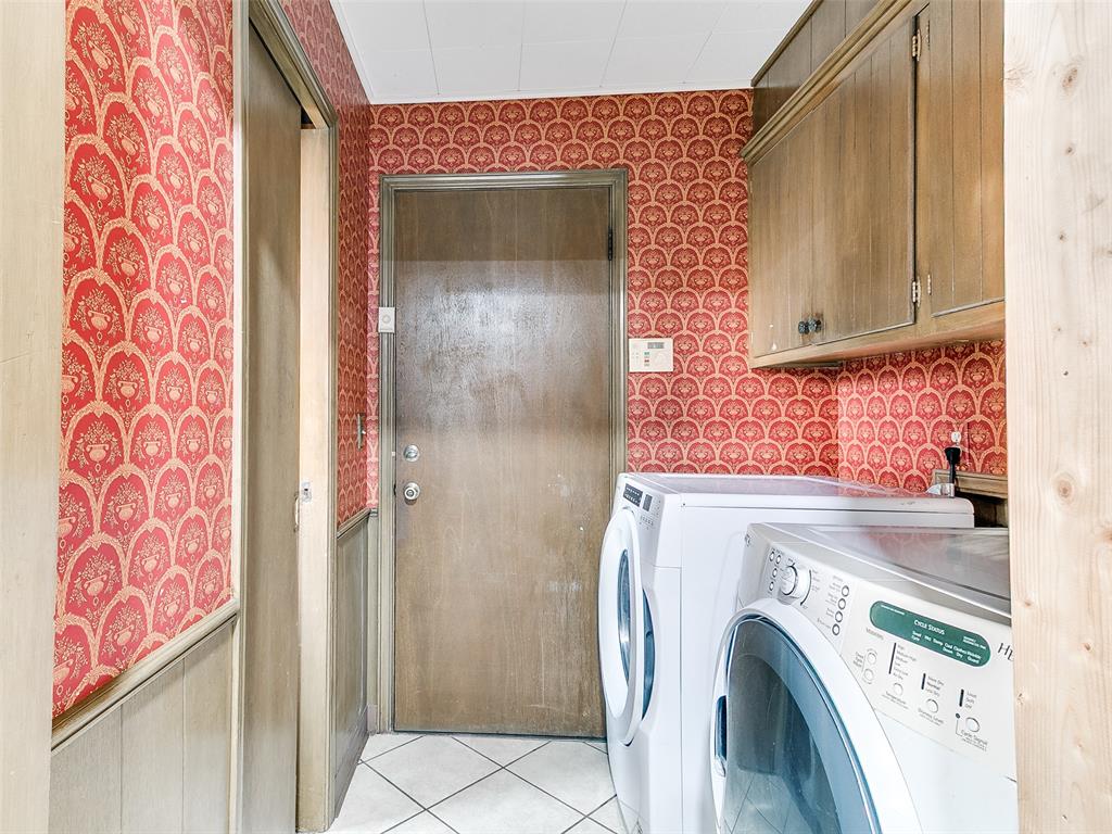 4508 Nw 32nd Place Property Photo 12