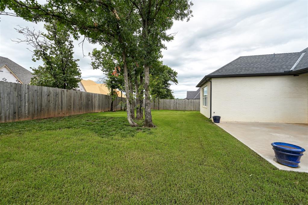 3916 Stone Hill Lane Property Photo 44