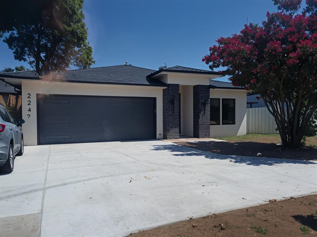 2247 Nw 36th Street Property Photo 2