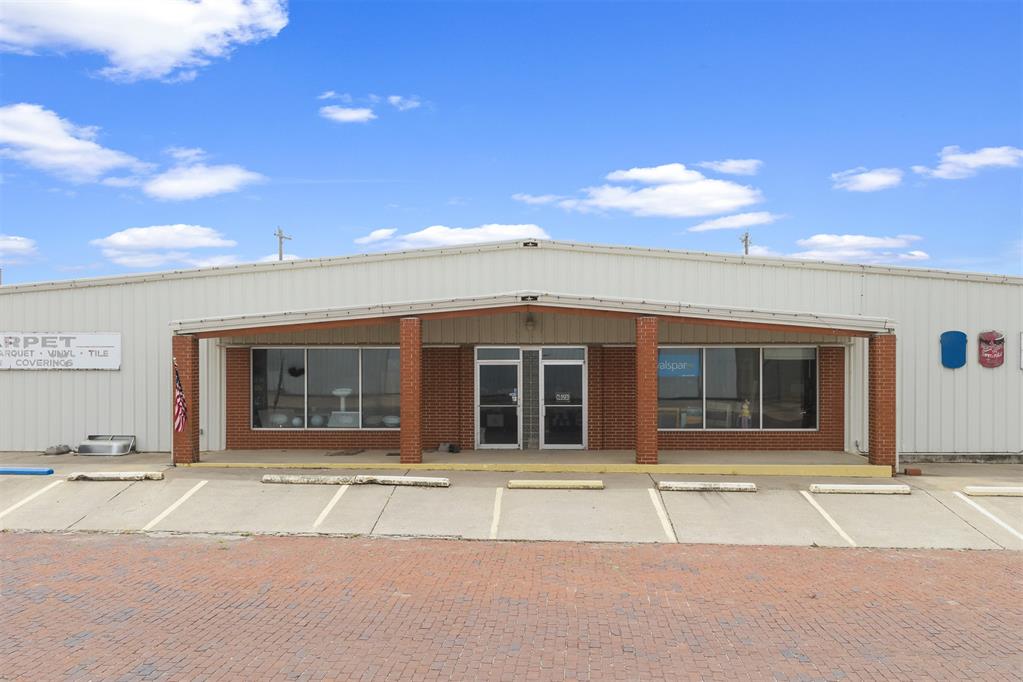 203 N Dean A Mcgee Property Photo 17