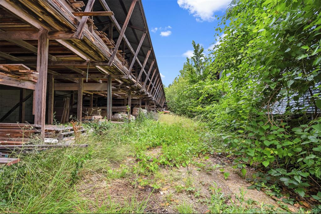 203 N Dean A Mcgee Property Photo 23