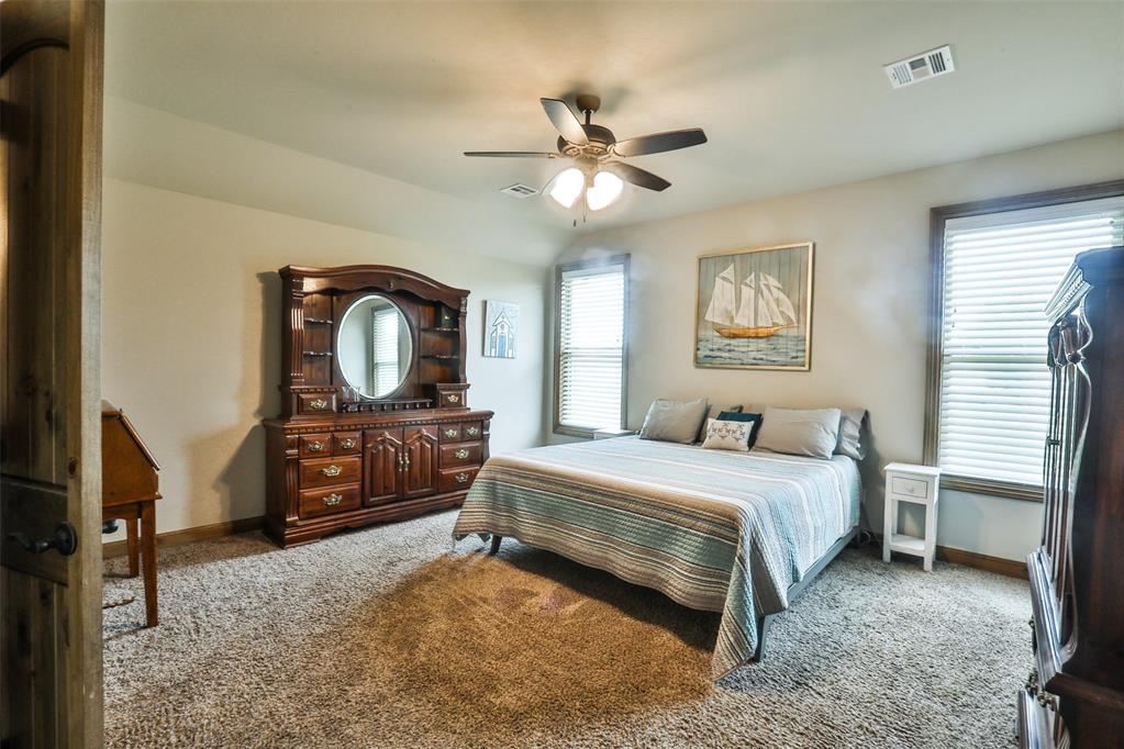 2103 E Sooner Road Property Photo 12