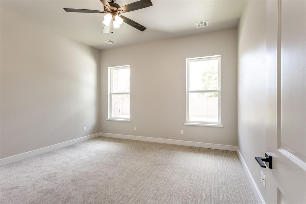 10701 Servon Drive Property Photo 27