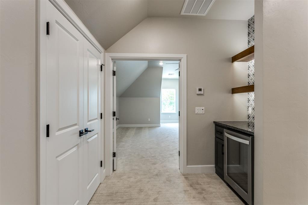 10701 Servon Drive Property Photo 32