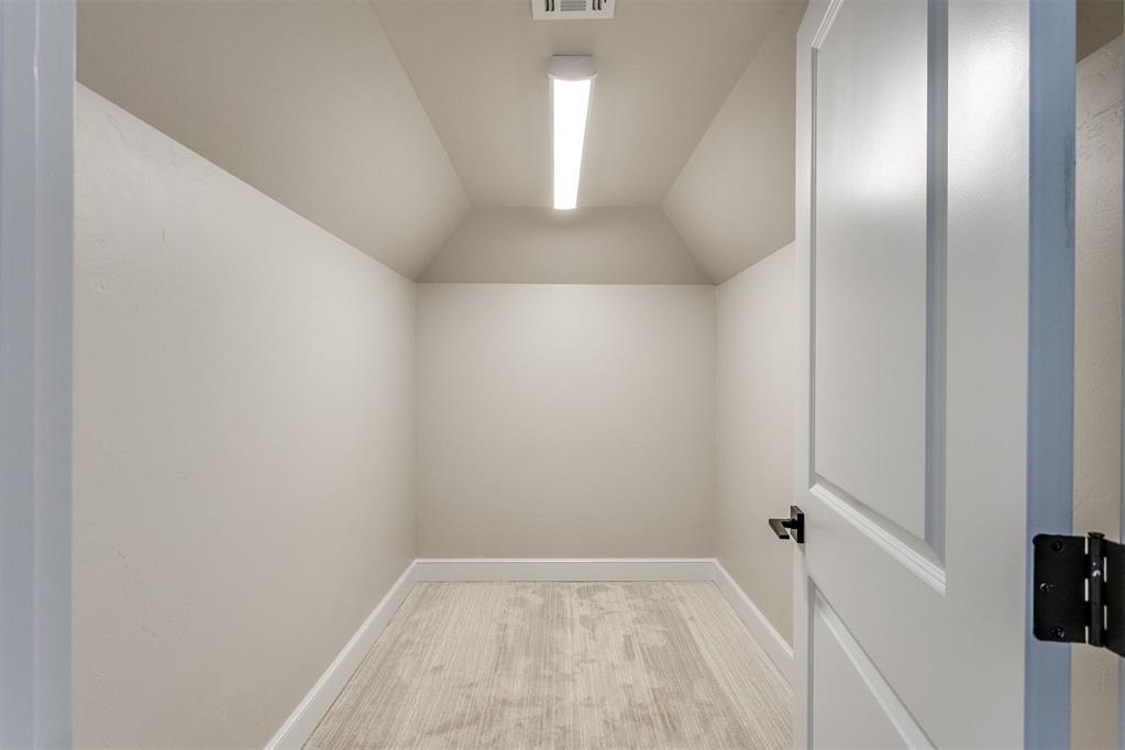 10701 Servon Drive Property Photo 35