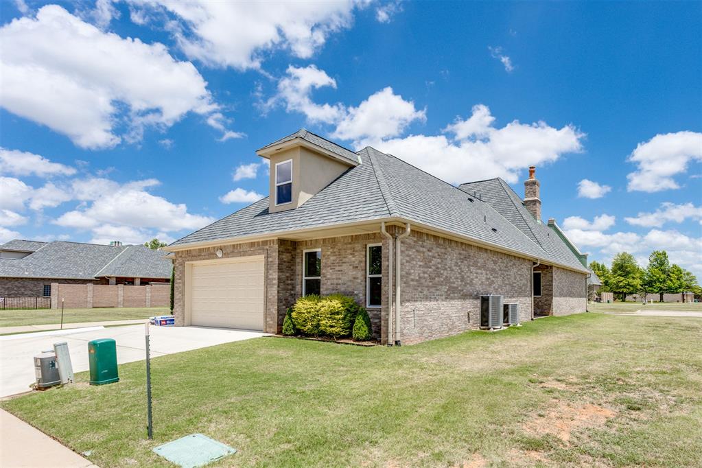 10701 Servon Drive Property Photo 39