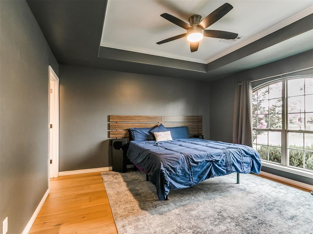 18404 Scarborough Drive Property Photo 7