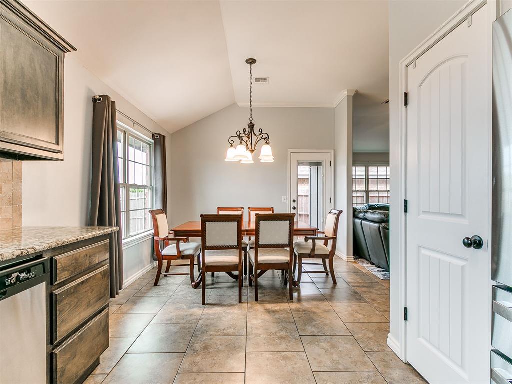 18404 Scarborough Drive Property Photo 16