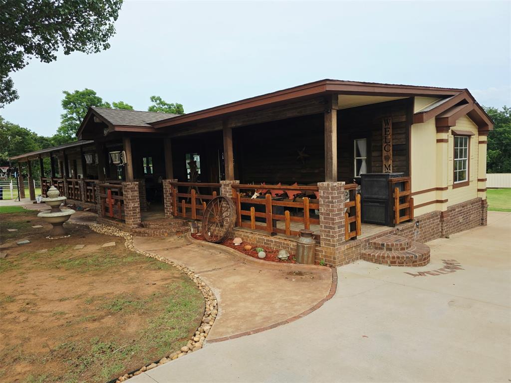 108 Woodland Drive Property Photo 3