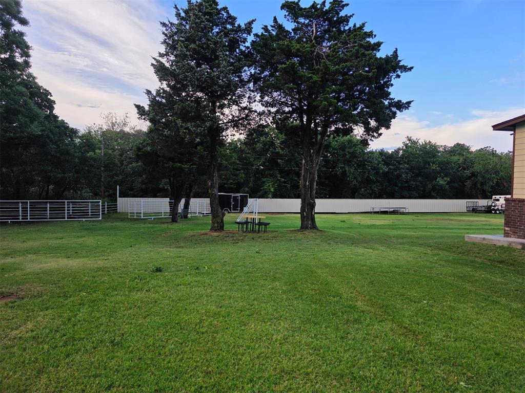108 Woodland Drive Property Photo 42