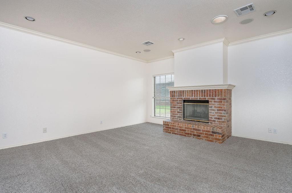 1920 Nw 160th Place Property Photo 5