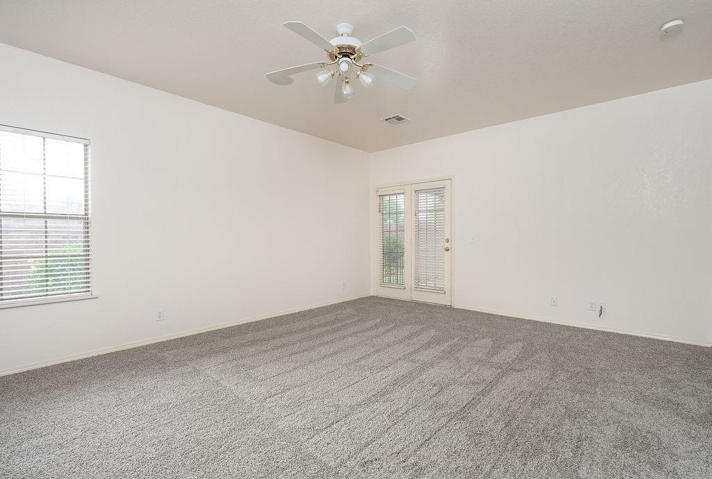 1920 Nw 160th Place Property Photo 11