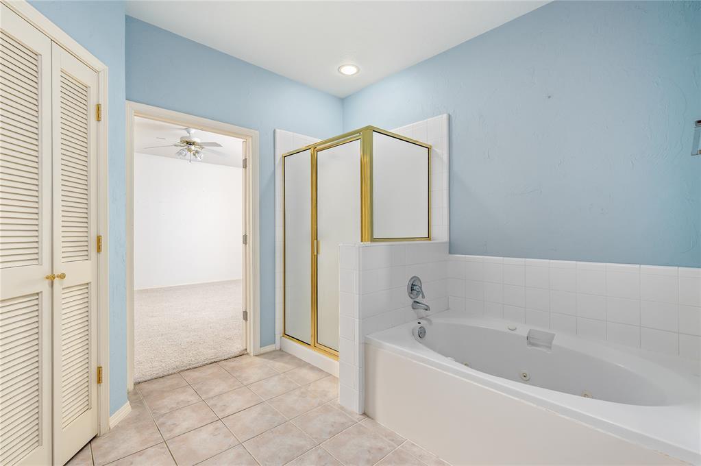 1920 Nw 160th Place Property Photo 16