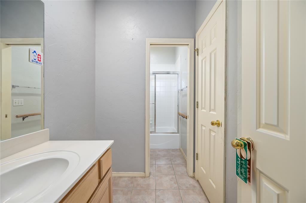 1920 Nw 160th Place Property Photo 21