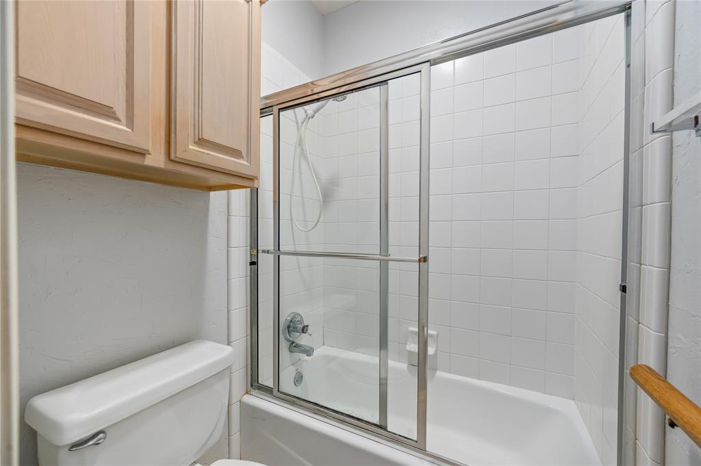 1920 Nw 160th Place Property Photo 22