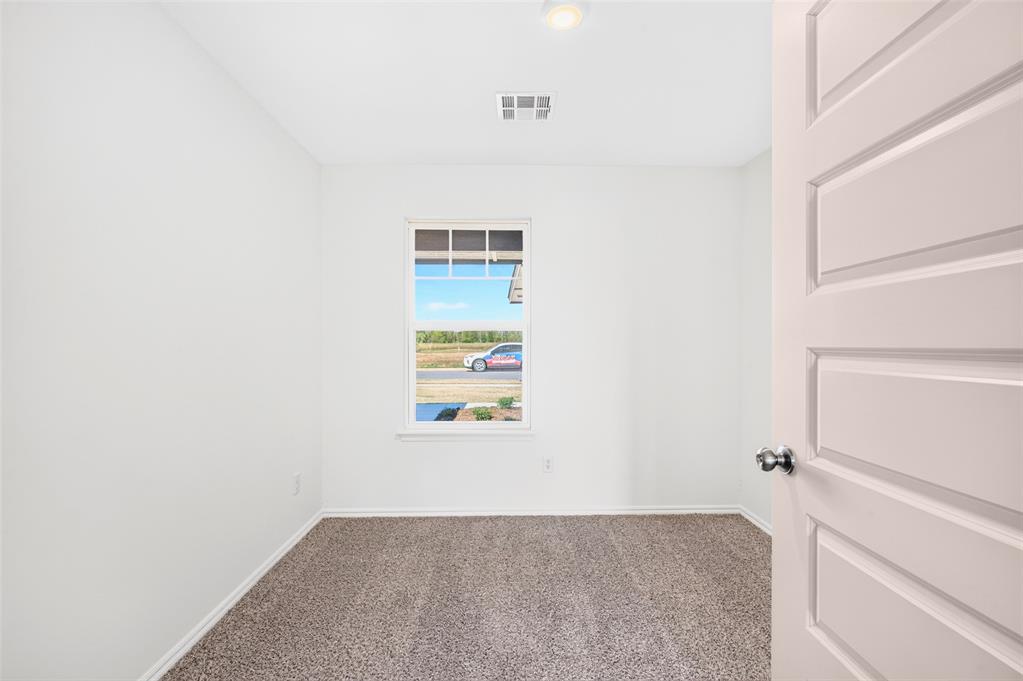 10656 Sw 18th Street Property Photo 16