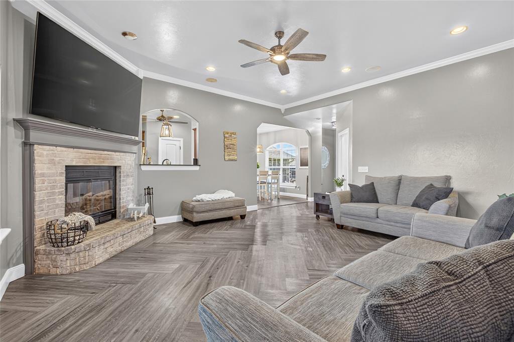 20733 E Twisted Oak Road Property Photo 16
