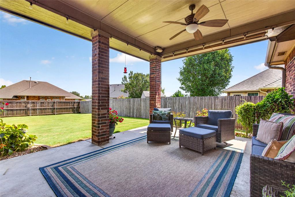 20733 E Twisted Oak Road Property Photo 38