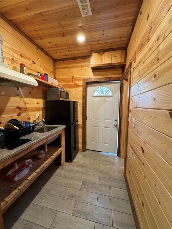 204 W Sherry Lane Property Photo 25