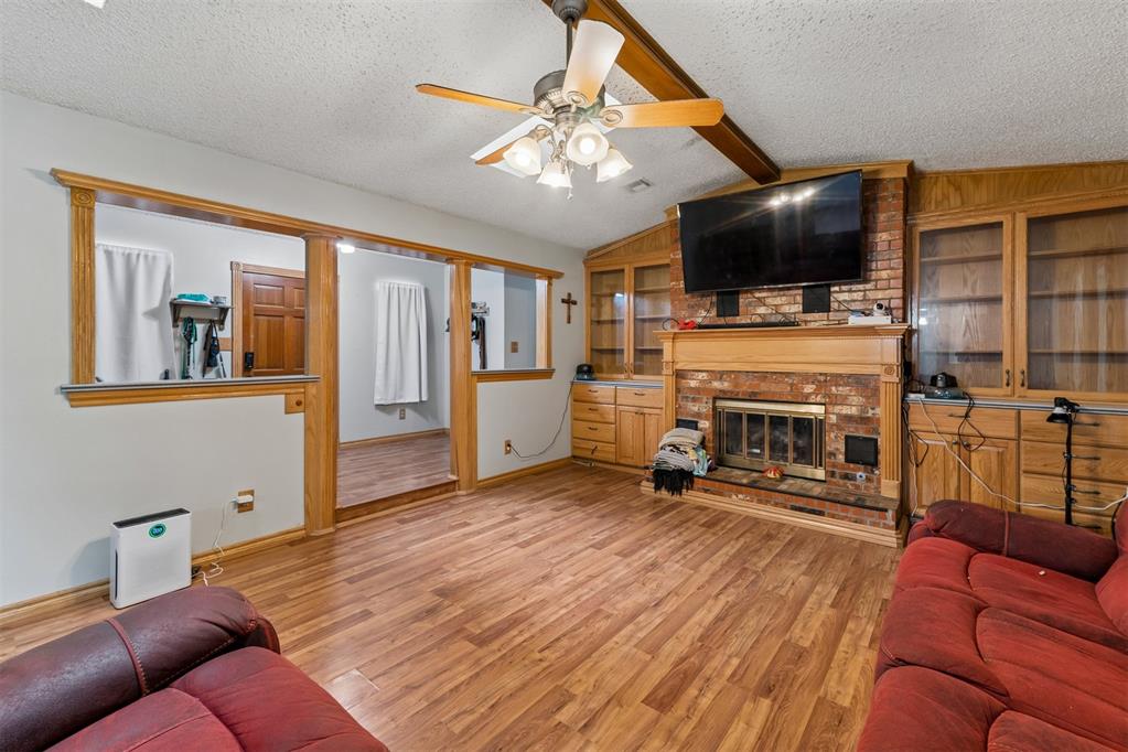 1008 W Washington Circle Property Photo 6