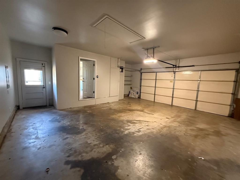 5813 Nw 66th Street Property Photo 27