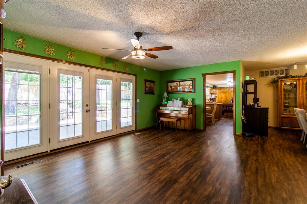 228 N Tunbridge Road Property Photo 9