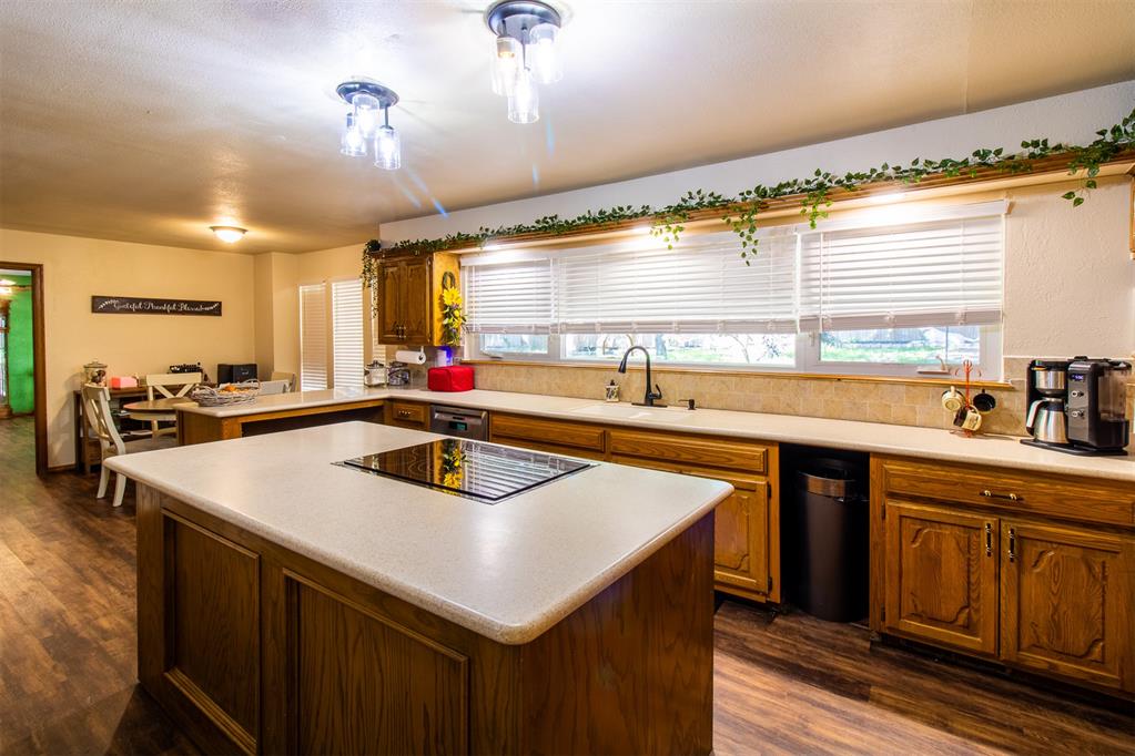 228 N Tunbridge Road Property Photo 16