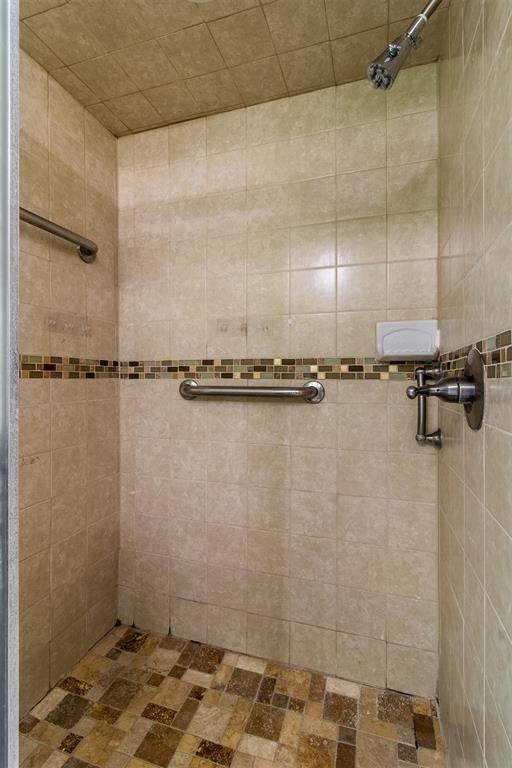 228 N Tunbridge Road Property Photo 25