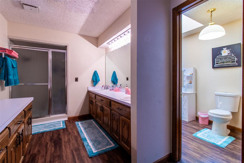 228 N Tunbridge Road Property Photo 32
