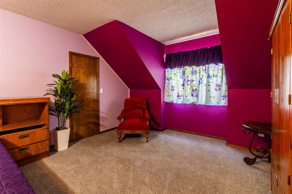 228 N Tunbridge Road Property Photo 38