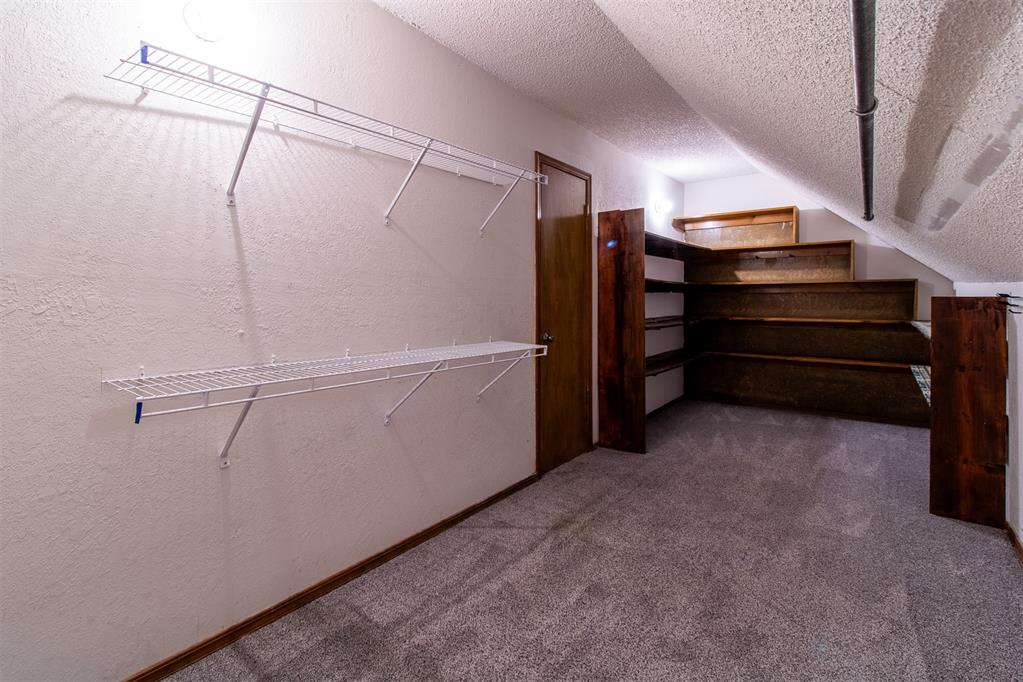 228 N Tunbridge Road Property Photo 39