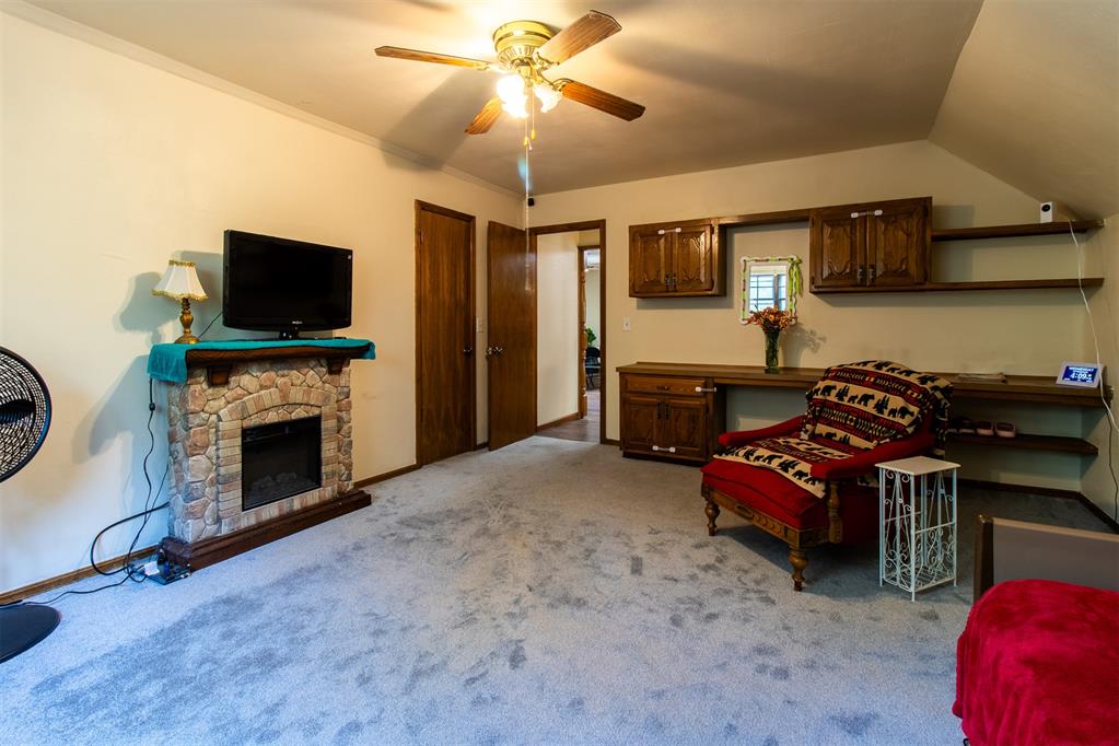 228 N Tunbridge Road Property Photo 43
