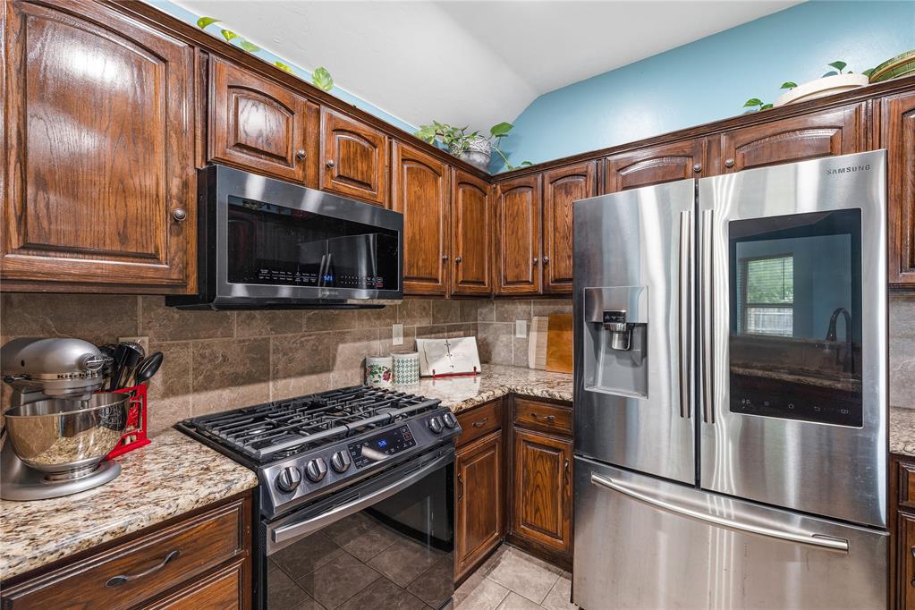 2604 Kadlan Drive Property Photo 13