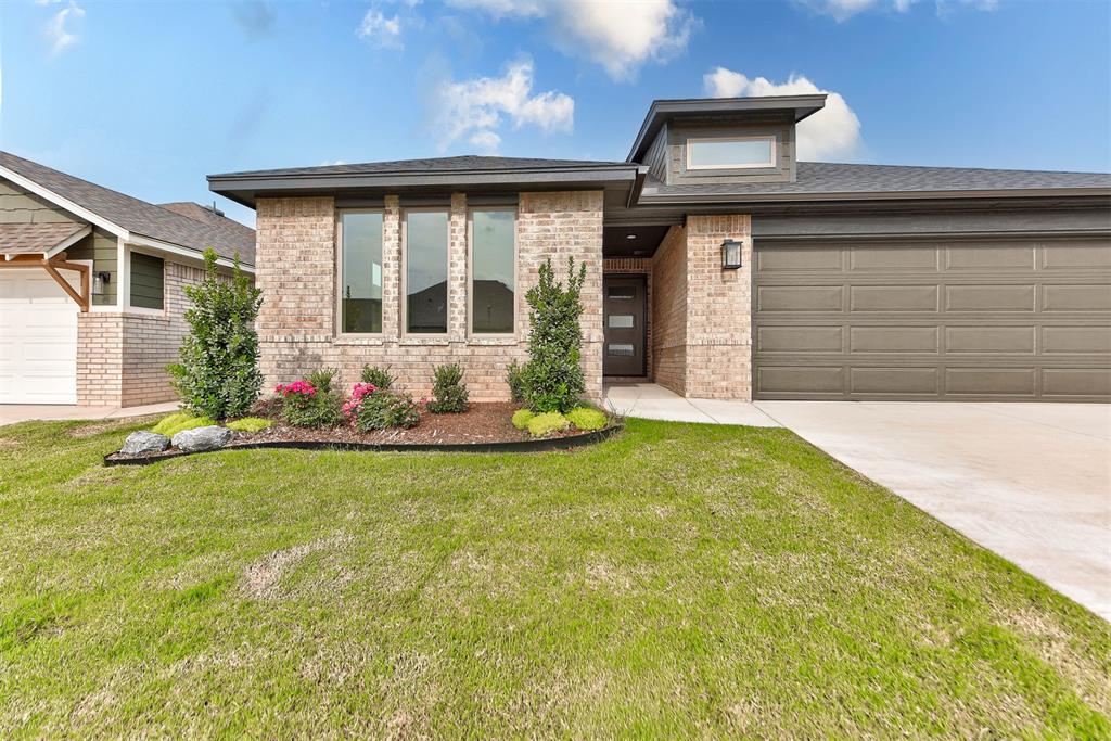 3305 Gunnison River Drive Property Photo 2