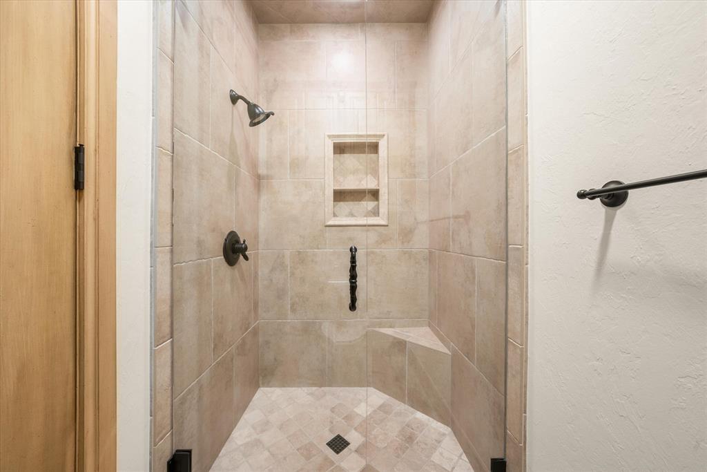 2108 Windsong Property Photo 32