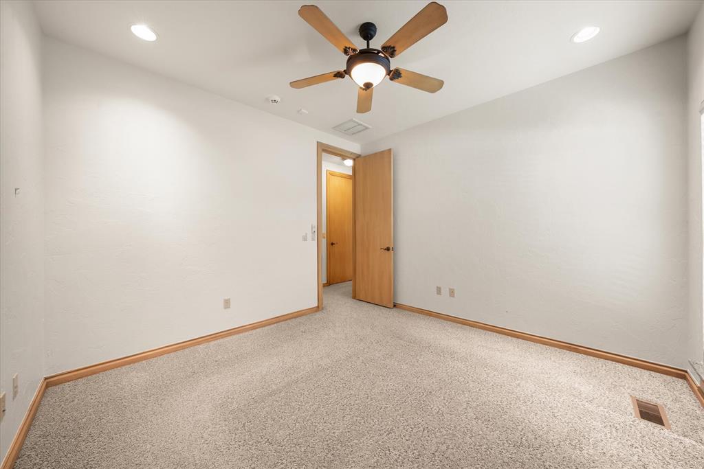 2108 Windsong Property Photo 34