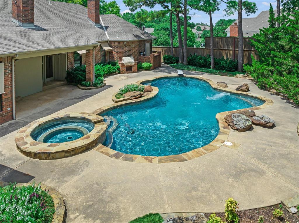 2108 Windsong Property Photo 47