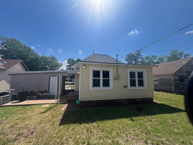 209 N Stephens Street Property Photo 6