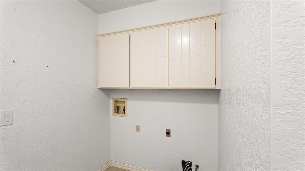 313 E Platt Drive Property Photo 18