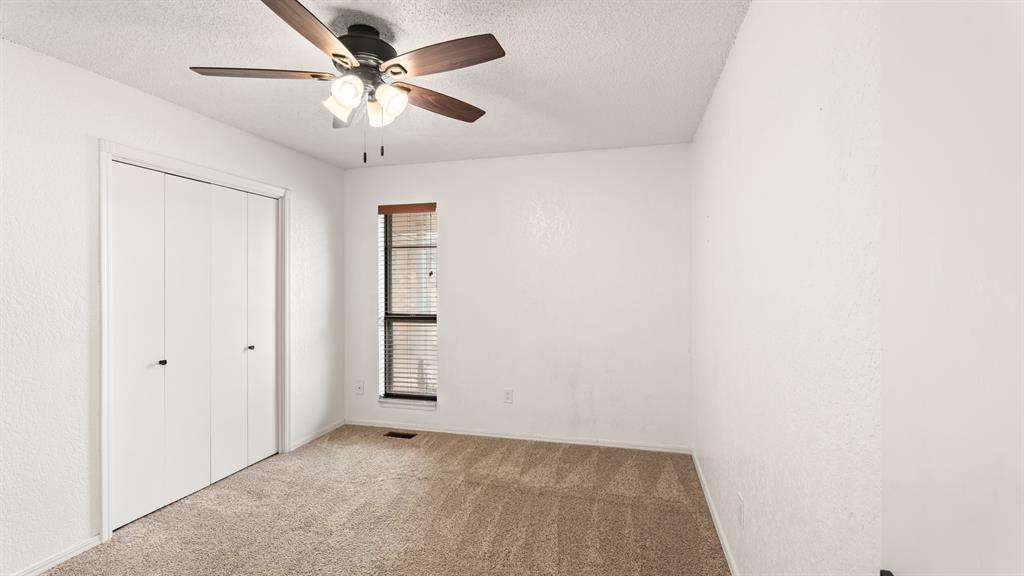 313 E Platt Drive Property Photo 21