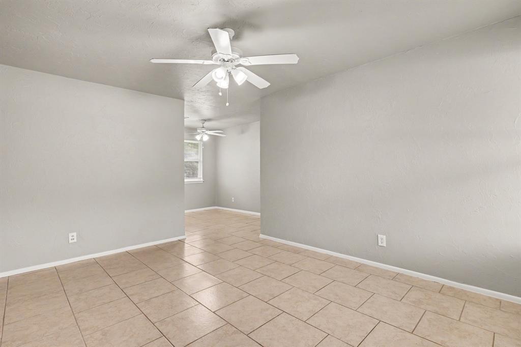 308 Arnold Avenue Property Photo 5